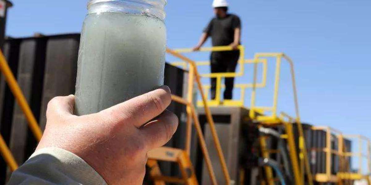 Discover Top-Quality Fracturing Liquid Chemical Manufacturers at Polyacrylamide Factory