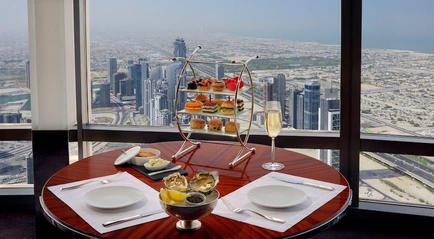 A Food Lover’s Guide to Meal Choices at Emaar Marina Cove