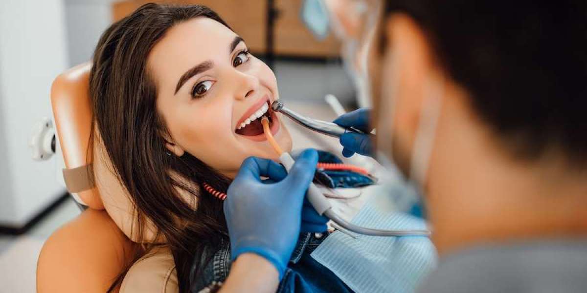 Emergency Dentist Houston: Immediate Help When You Need It Most