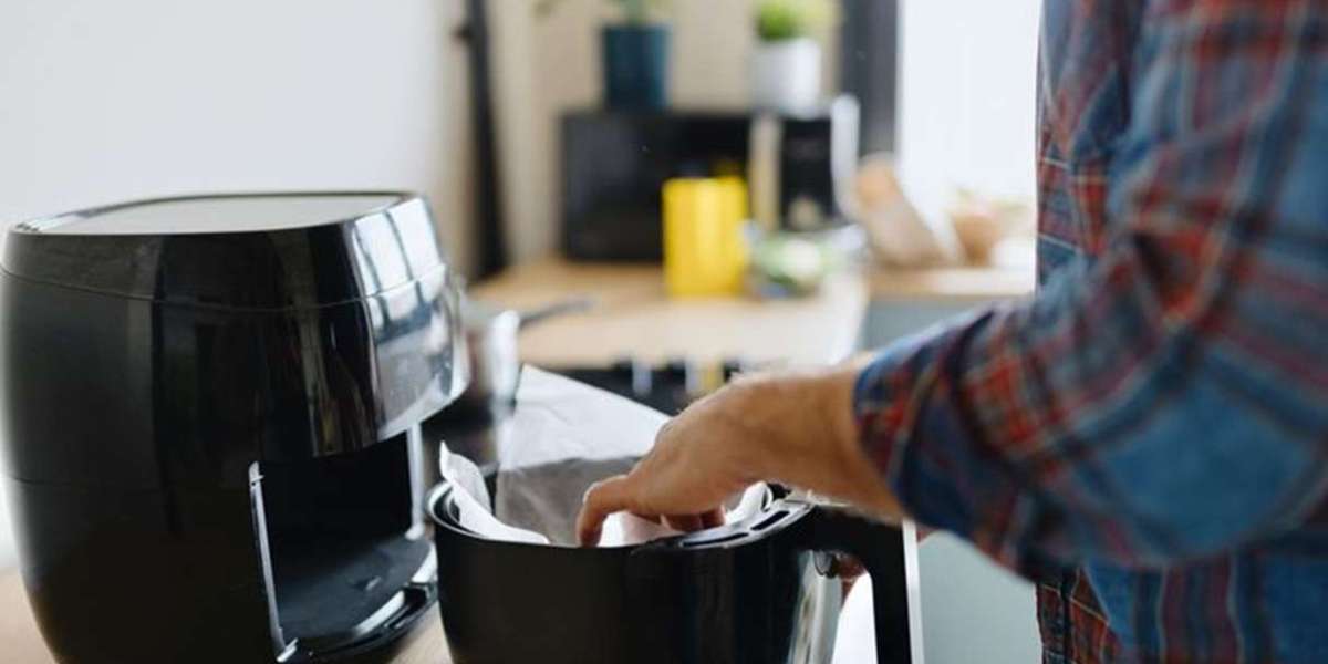 Air Fryer Manufacturing Plant Cost 2025: Raw Materials Requirement and Unit Setup
