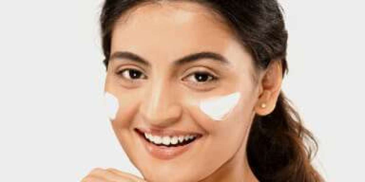 Experience Luxury at Home with Door Step Beauty Services in Katraj
