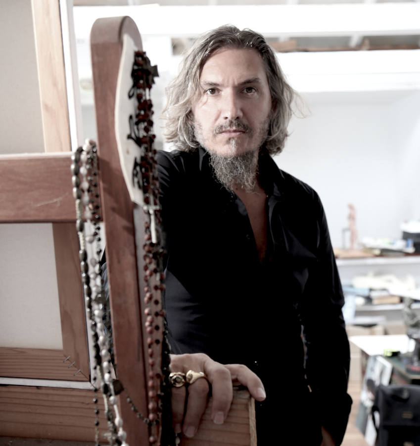 Figurative Sculptures | Sculpture Collection | Fabian Perez Art