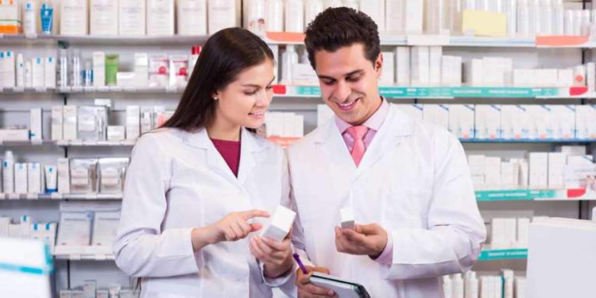 Career Opportunities You Can Unlock After Graduating from the Best Pharmacy College in India