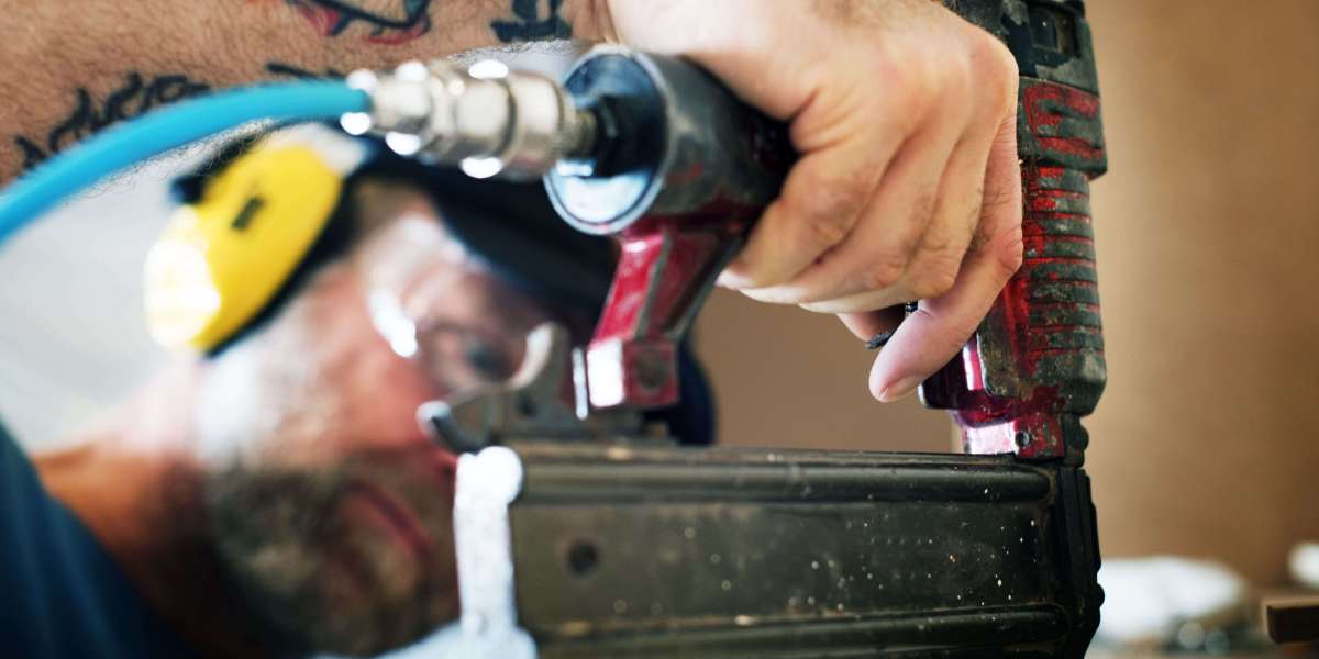 10 Things Competitors Learn About Thickness Planer With Dust Extraction