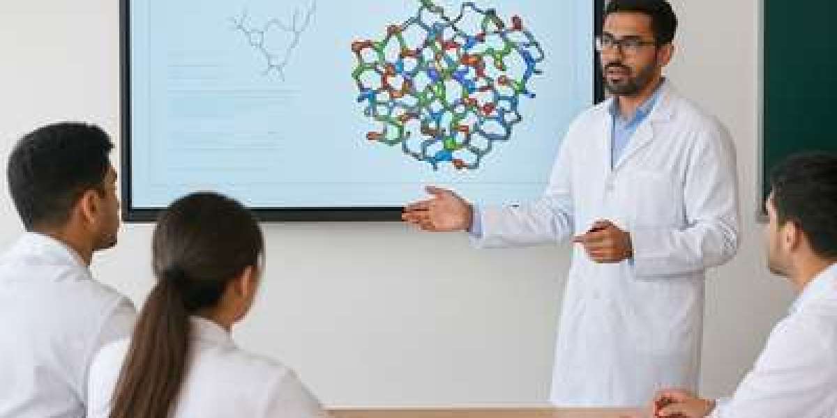 A Vision for Success Begins at the Top Pharmacy College in UP