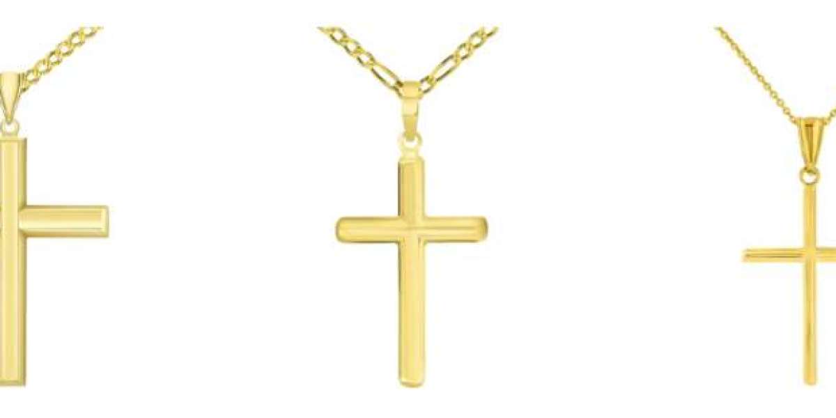 7 Reasons a Gold Medallion Necklace Is a Must-Have in 2025 | JewelryAmerica Guide