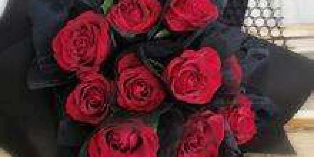 Celebrate the Magic of Christmas with Stunning Festive Blooms