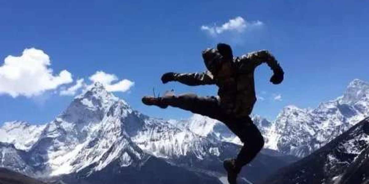 Challenge Yourself with the Unforgettable Island Peak Expedition