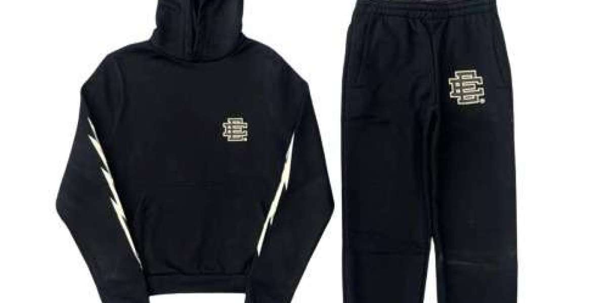 EE Tracksuit Transmigration: Soul Migration Through Athletic Fabric