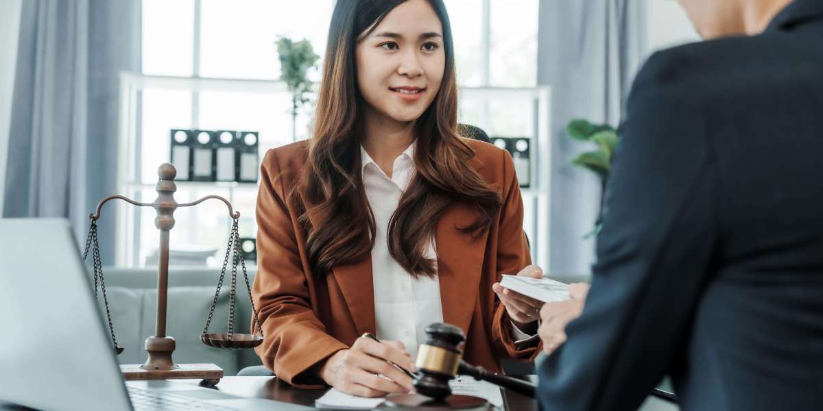 Guide To Personal Injury Settlement: The Intermediate Guide For Personal Injury Settlement