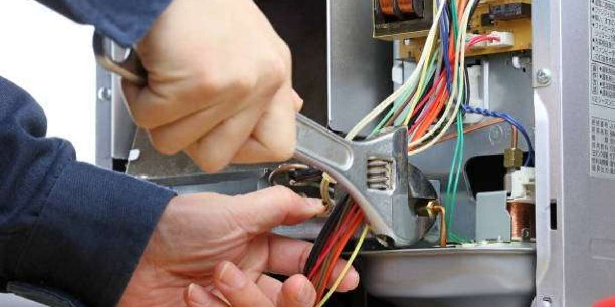 How Professional Appliance Technicians Improve Home Life